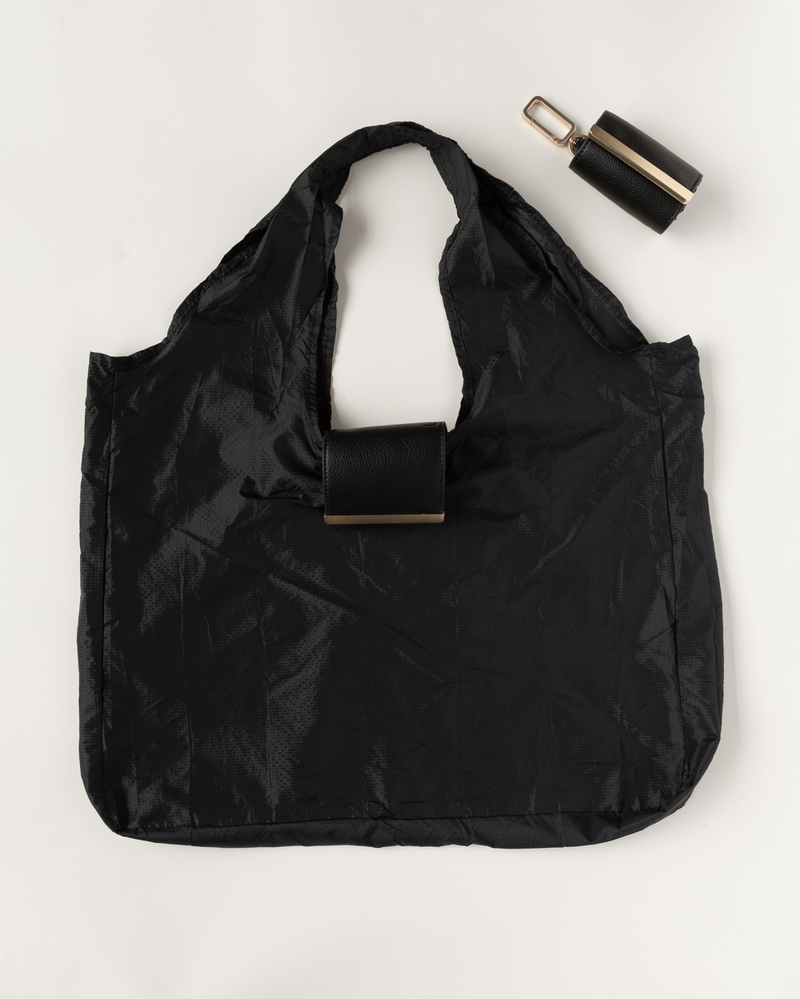 Carry Latch Fold - Jet Black folded on keychain